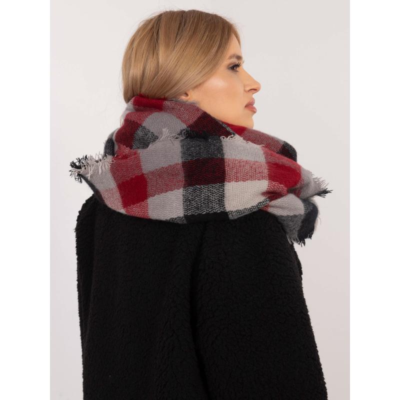 Červenočerný dámský kostkovaný komín