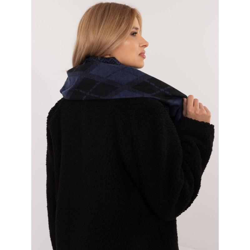 Černá a tmavě modrá dámská šála s potiskem