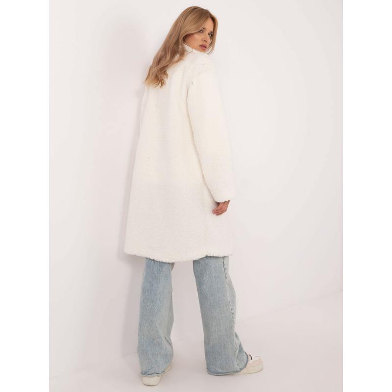 Ecru dámský kabát z umělé jehněčí kůže