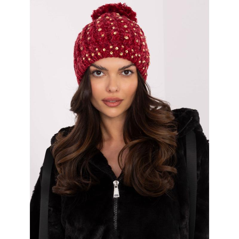 Červená dámská zimní čepice