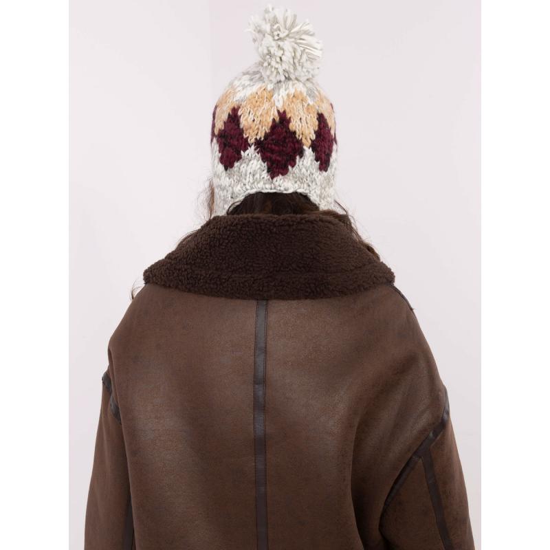 Fehér női pomponos fülbevaló