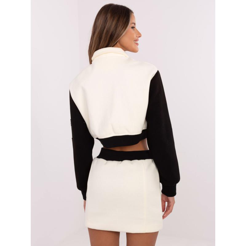 Ecru ležérní komplet s halenkou a sukní