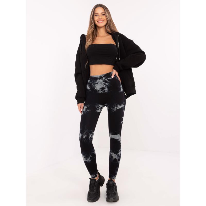 Černé sportovní legíny s vázaným efektem