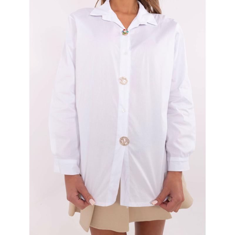 Bílá elegantní košile s odnímatelnými brožemi