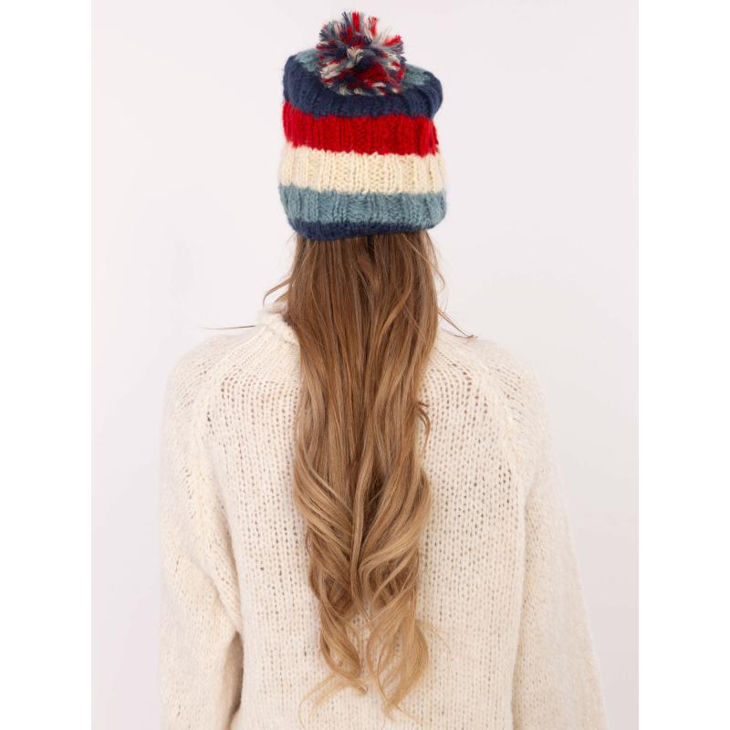 Piros mentás kötött sapka télire