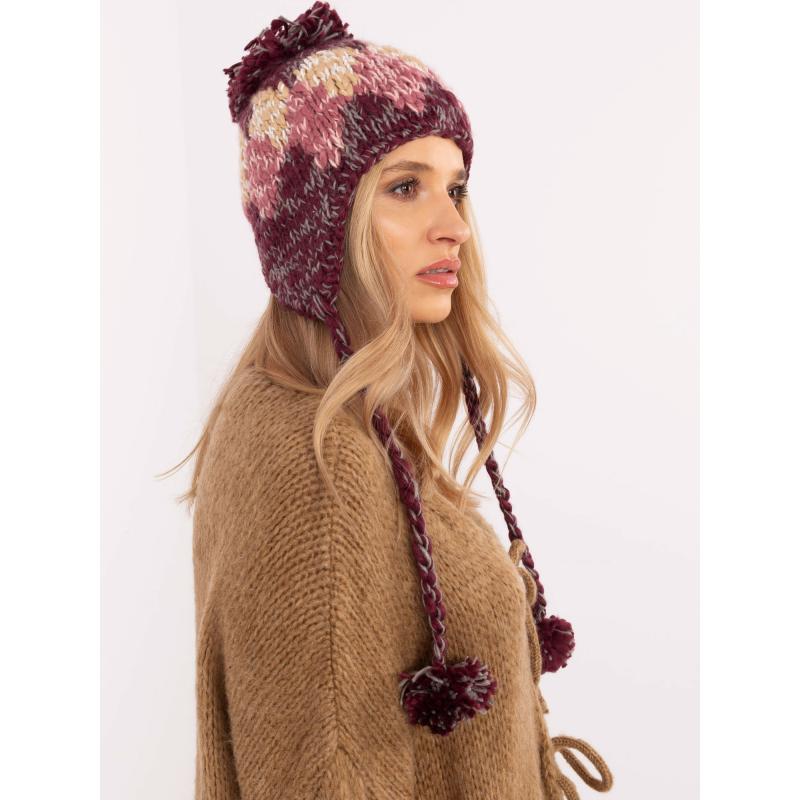 Burgundi női sapka füles sapkával