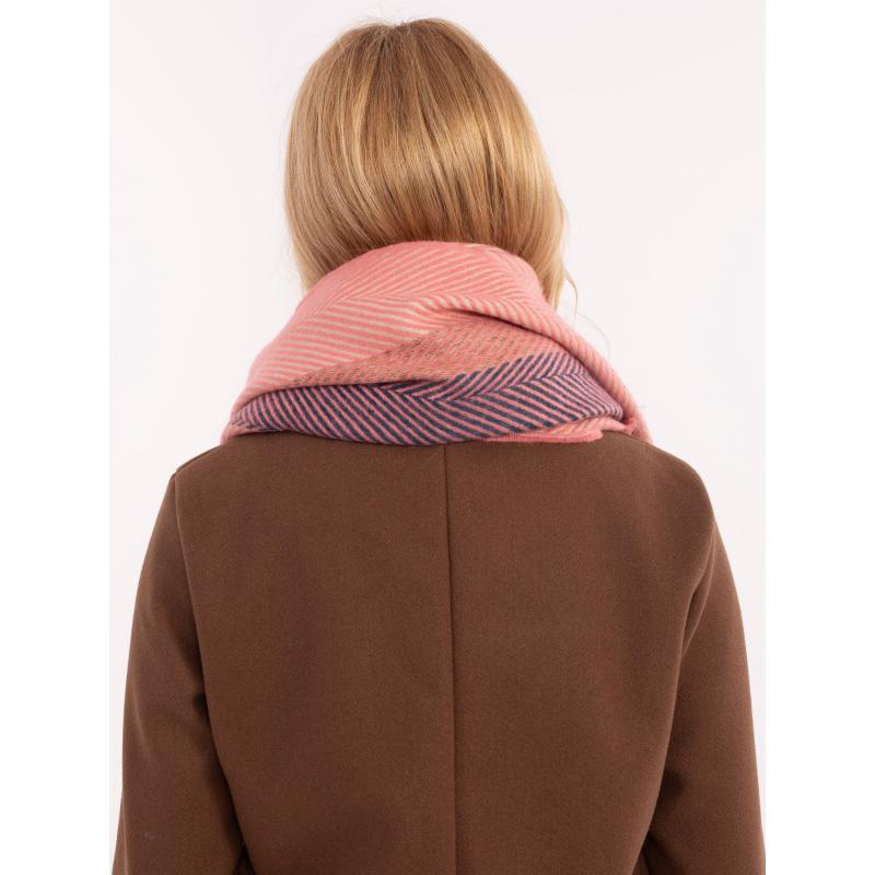 Oranžová dlouhá dámská šála s třásněmi