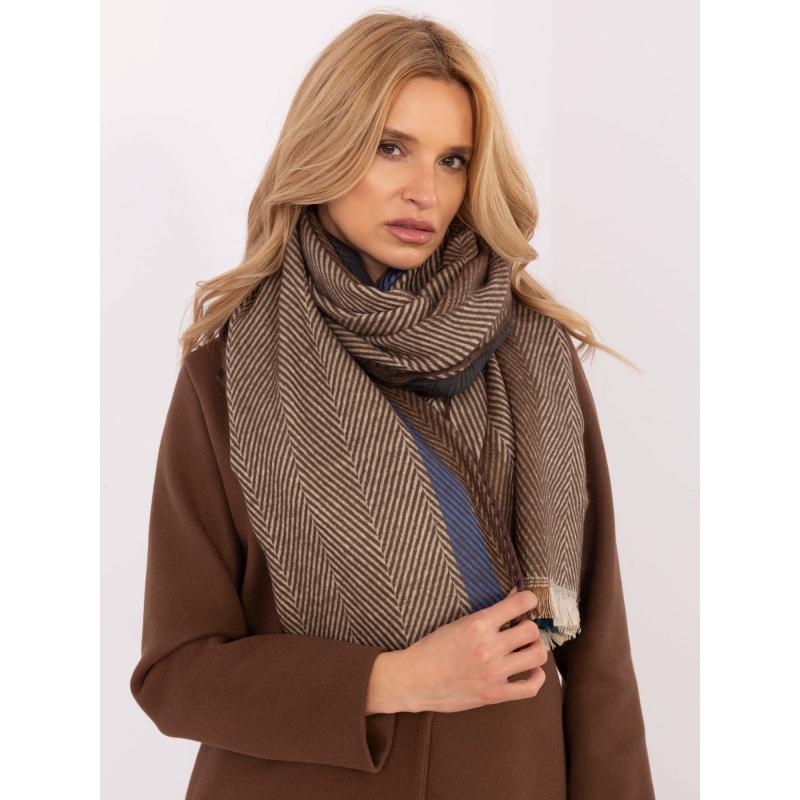 Hnědá dlouhá dámská šála s třásněmi