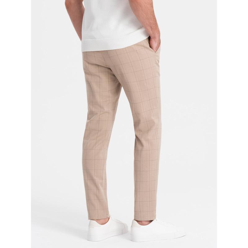 Pánské kalhoty klasického střihu v jemné kostkované barvě - pískové V2 OM-PACP-0187