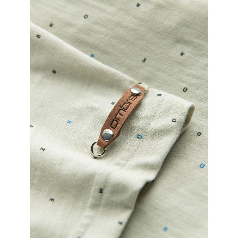 Pánské tričko s celopotiskem a barevnými písmeny - světle zelené V5