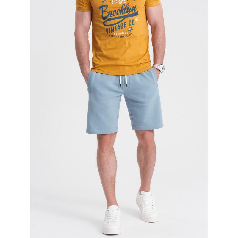 Pánske pletené šortky so šnúrkou a vreckami - svetlomodré V7 OM-SRBS-0139