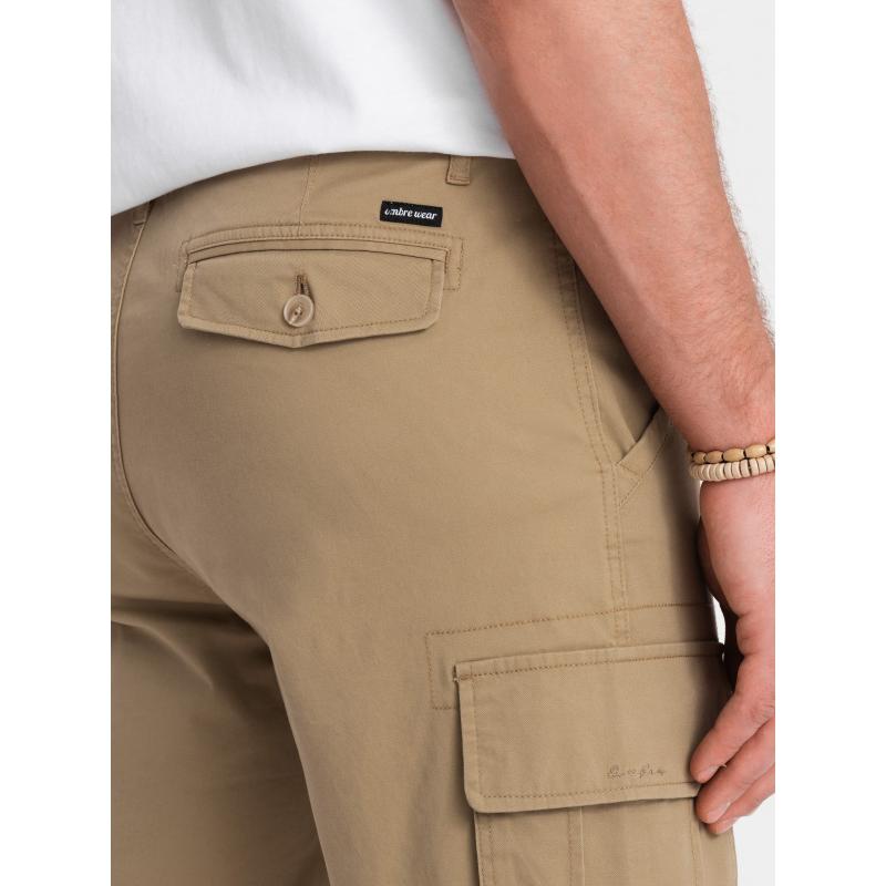 Jednofarebné pánske krátke nohavice s cargo vreckami - pieskové V1 OM-SRCG-0133