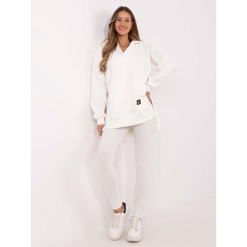 Ecru třídílná souprava s oversize mikinou