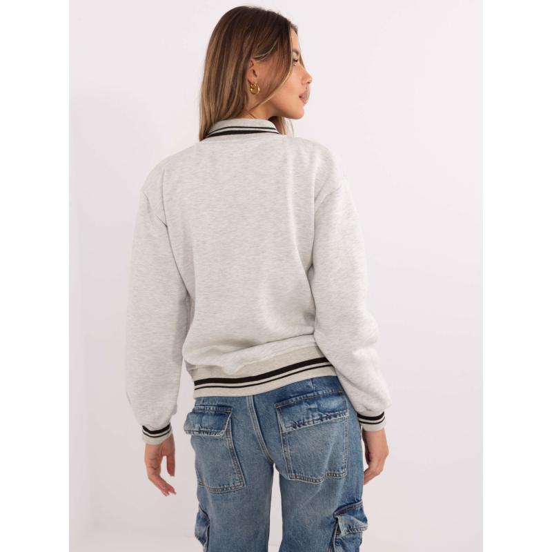 Světle šedá melanžová pletená bunda bomber s nápisem