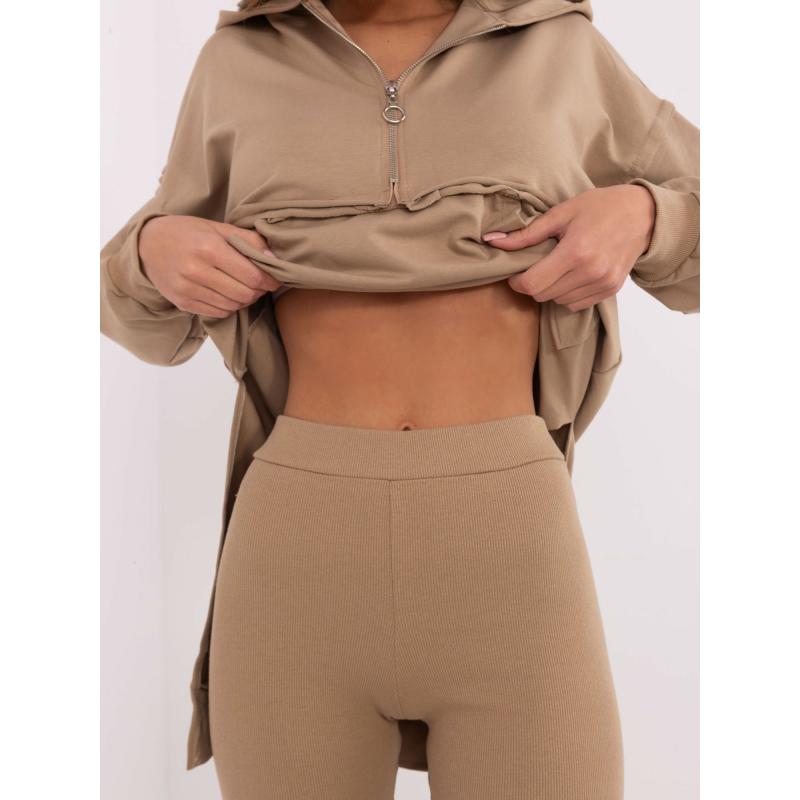 Sötétbézs alapszett oversize pulóverrel