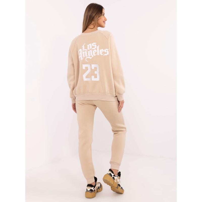 Bézs színű tréningruha kapucnival kapucni nélkül