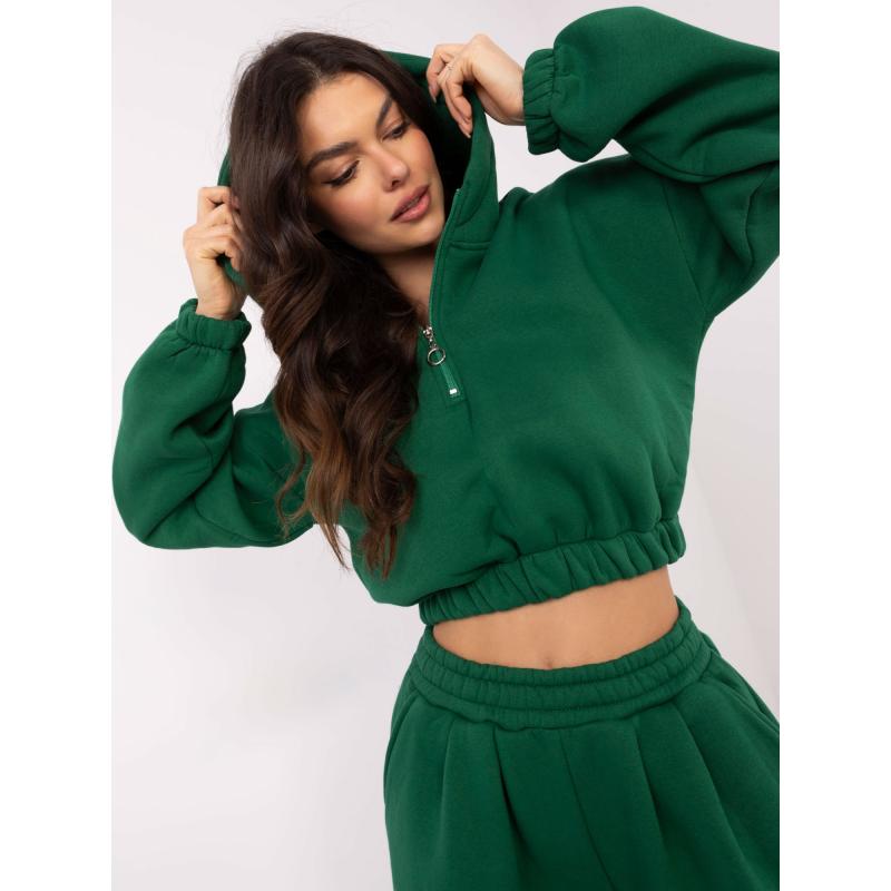 Sötétzöld alap pulóver széles lábakkal