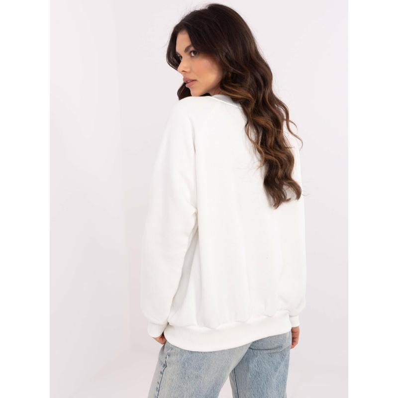 Ecru színű, szigetelt kapucnis pulóver kapucnival és hímzéssel