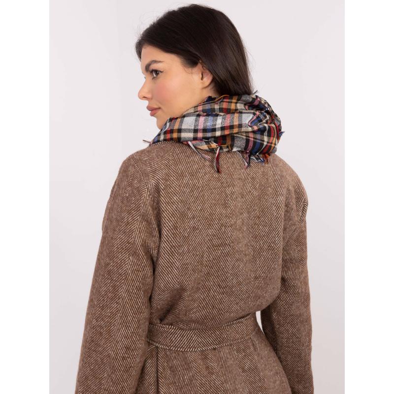 Šála s třpytivou nití