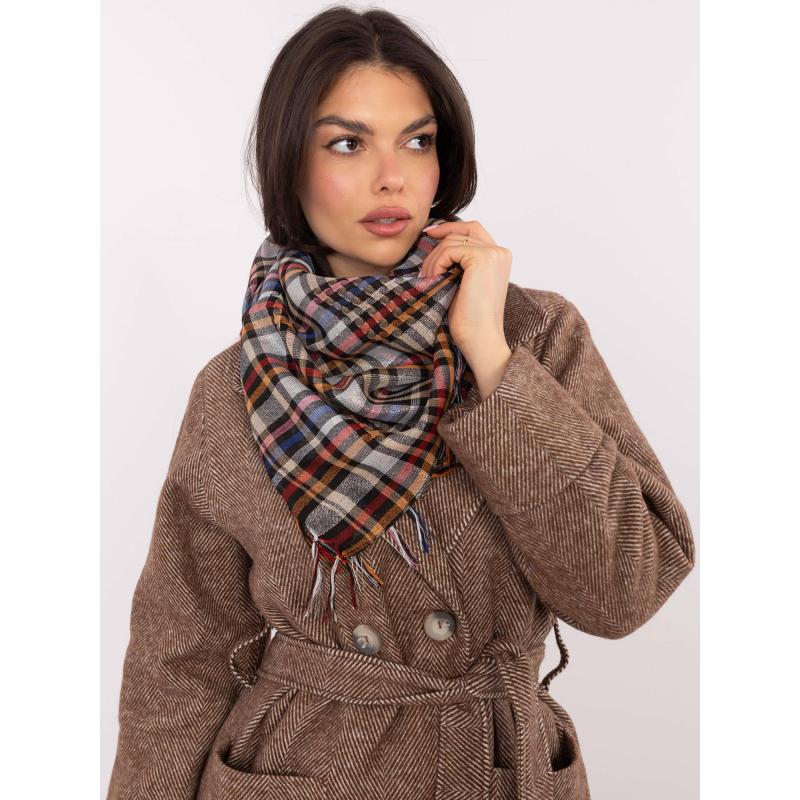 Šála s třpytivou nití