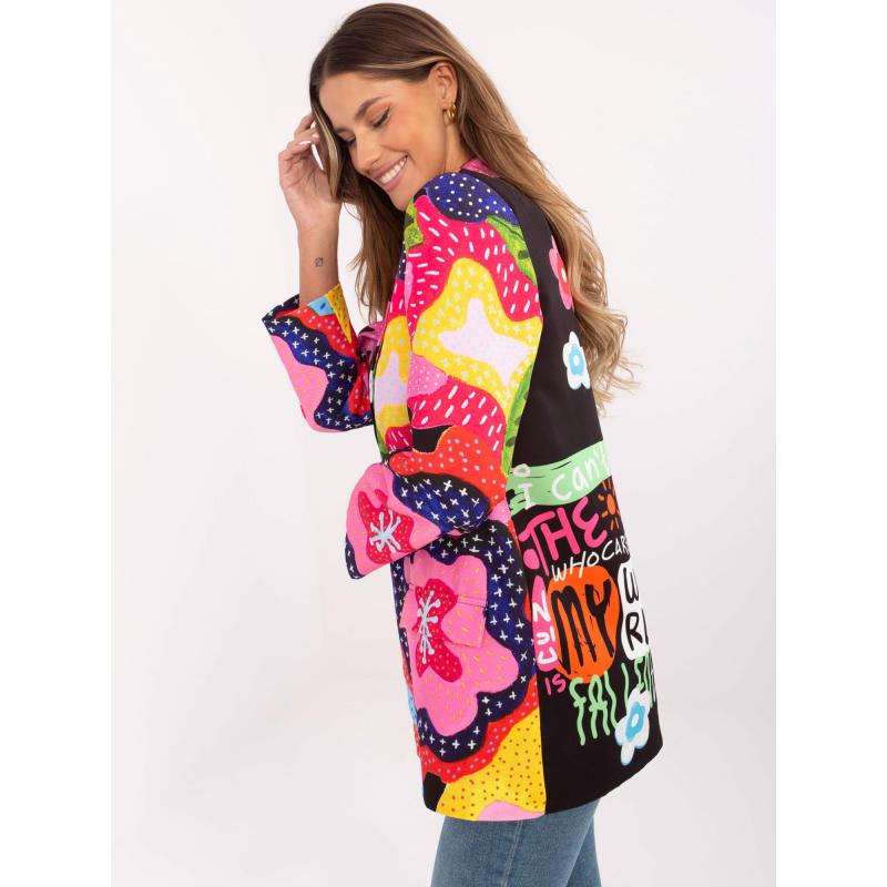 Dámská bunda černé barvy s nápisem