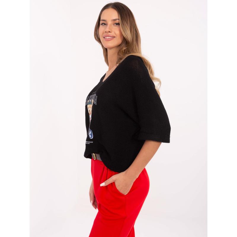 Černý oversize svetr s netopýřím vzorem