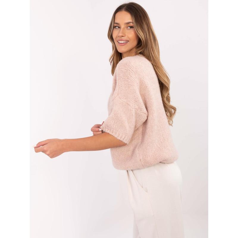 Světle růžový svetr oversize z vlněné směsi