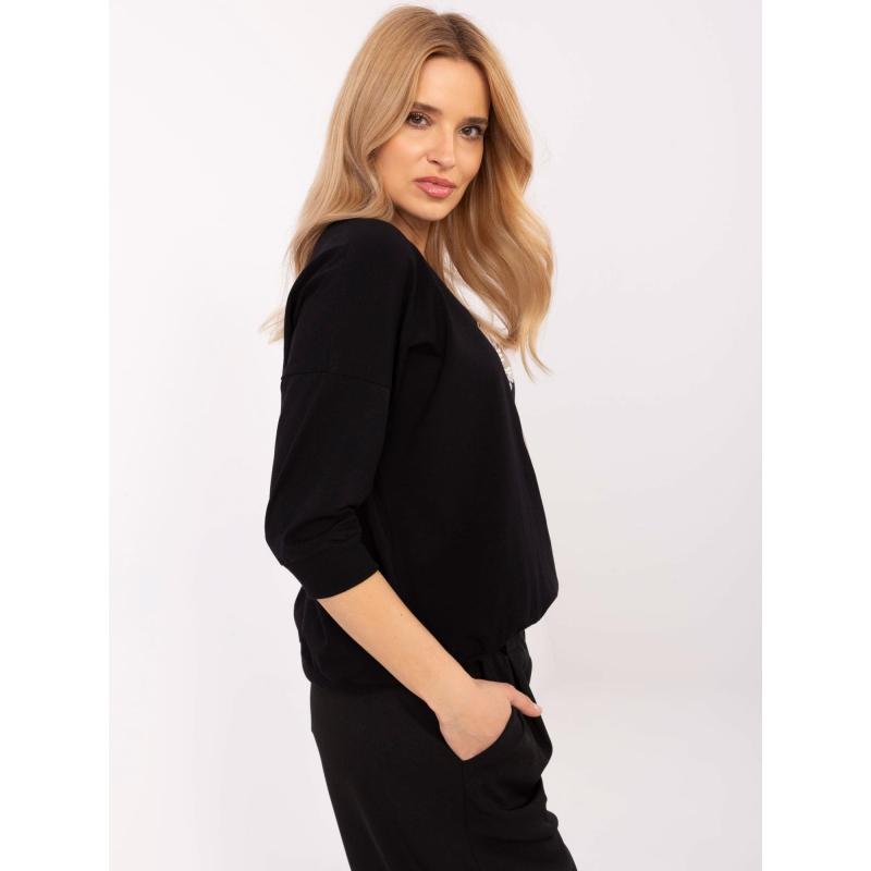 Fekete pamutblúz hímzéssel