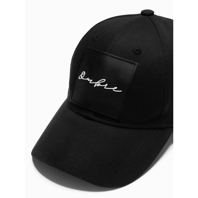 Férfi baseball sapka napellenzővel és nagy felvarróval – fekete V1 OM-ACCS-0101