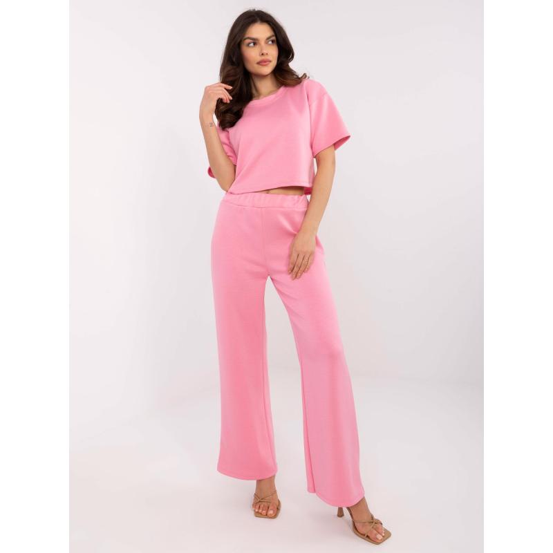 Rózsaszín kétrészes szett rövid blúzzal
