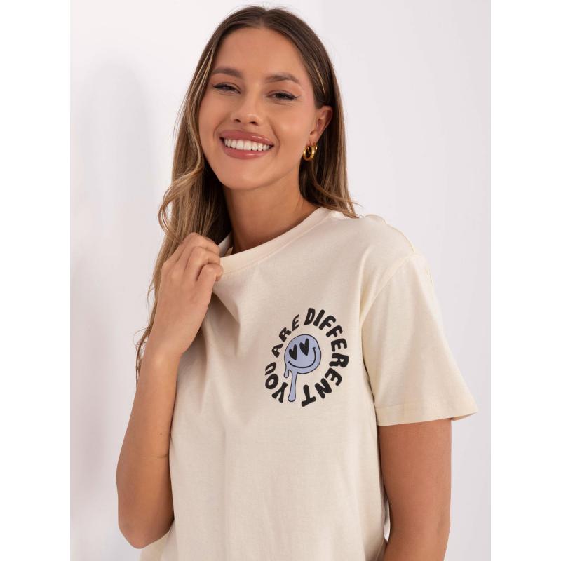 Světle béžové tričko ve fitted střihu SUBLEVEL