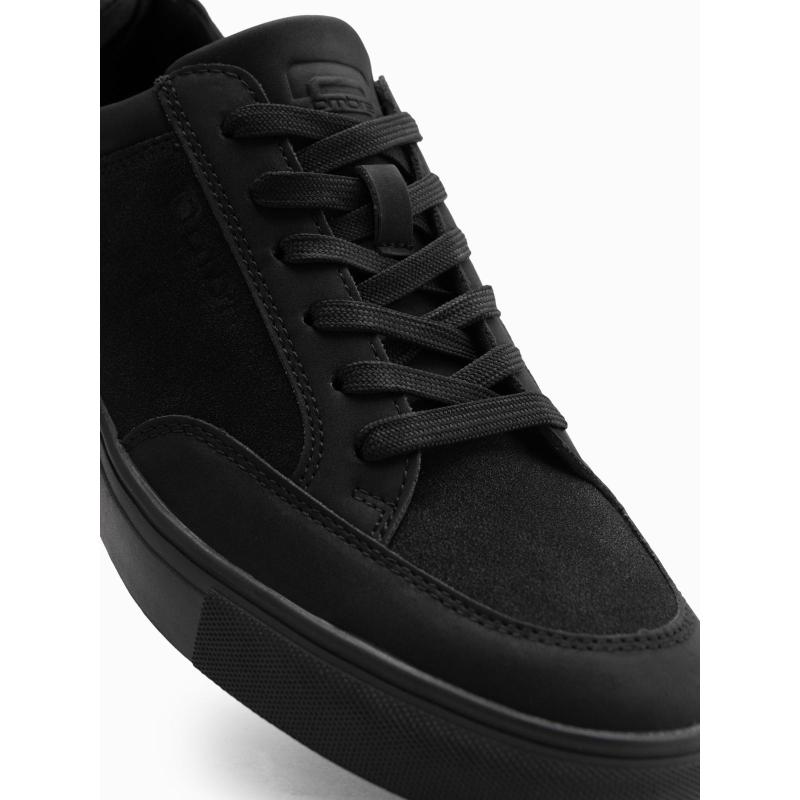 Férfi egyszínű cipő streetwear stílusban – fekete V3 OM-FOTL-0183