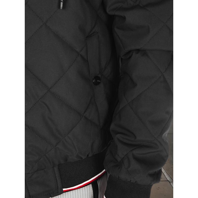 Férfi steppelt kabát kapucnival, fekete