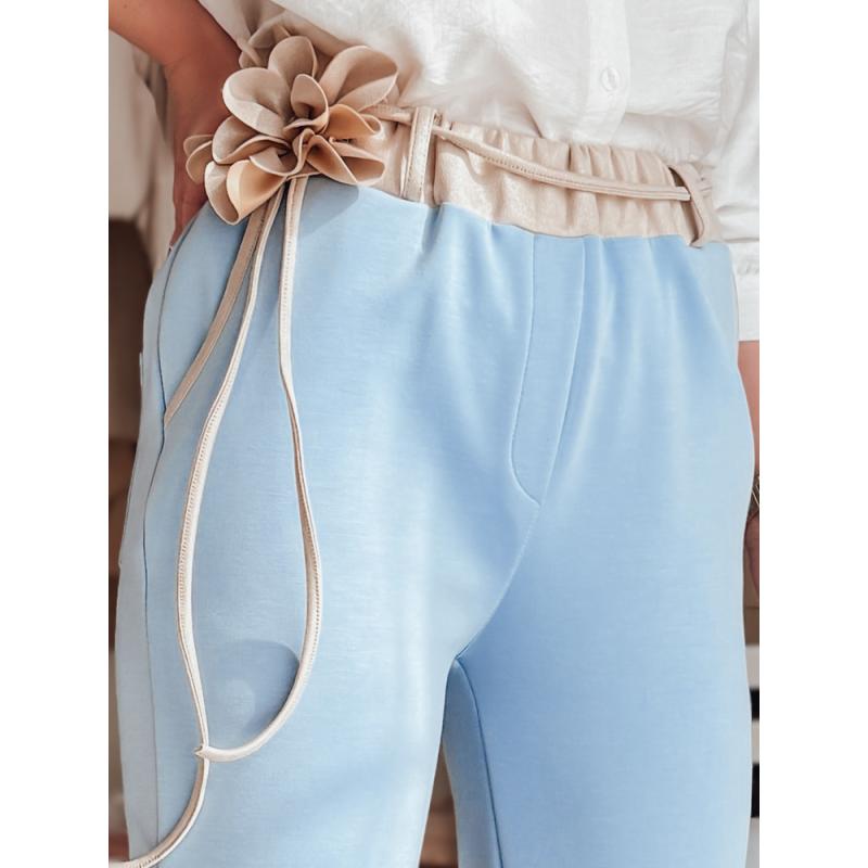 Női nadrág virágmintával, kék