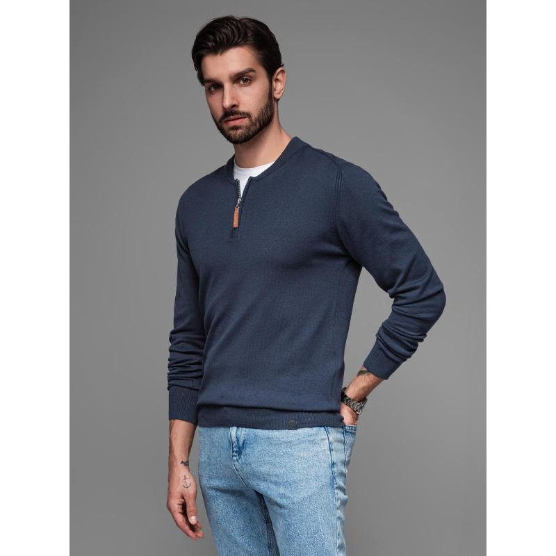 Férfi kötött pulóver strukturált pöttyökkel - tengerészkék V1 OM-SWSW-0118