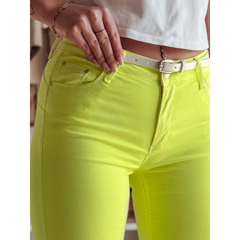 VIVASKIN női skinny nadrág övvel, sárga