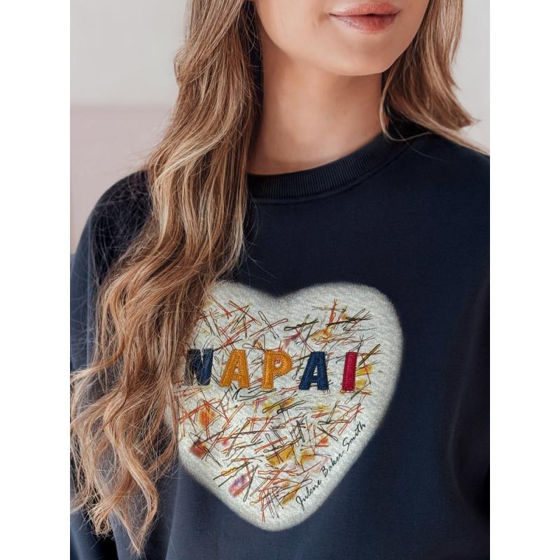 Női oversize pulóver SERDUCHOVA szívvel, gránátvörös