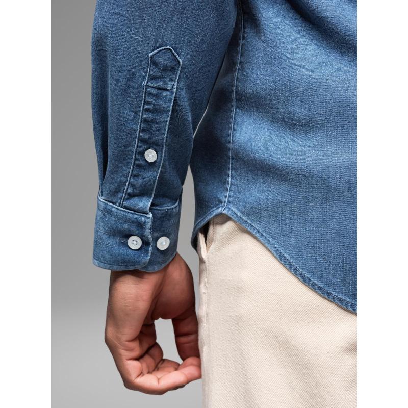 Pánská džínová košile s lyocellem a výšivkou na hrudi – modrá V2 OM-SHDS-0180