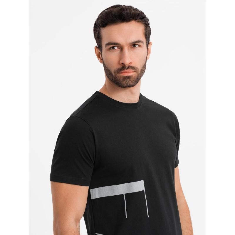 Pánske bavlnené tričko z džerseju s veľkým nápisom na boku - čierne V1 OM-TSPT-0213