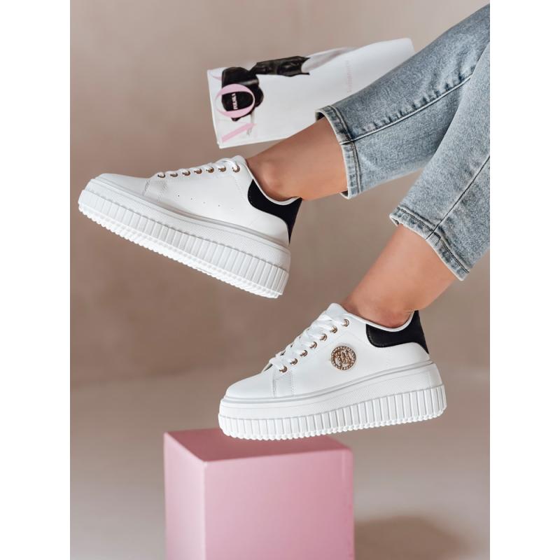 Női platformcipő KITNOT fehér-fekete