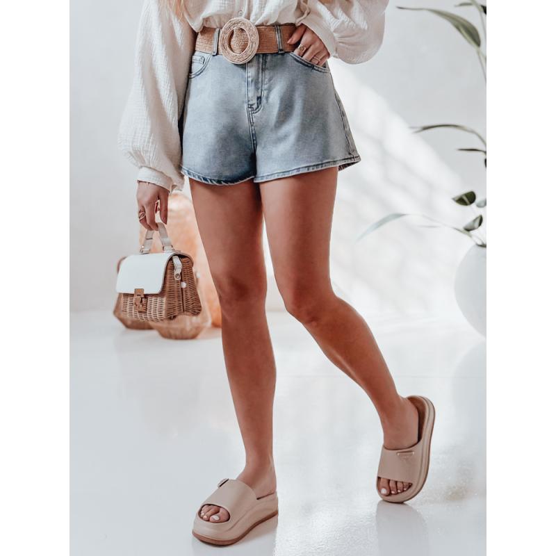 Dámské džínové kraťasy s páskem HOT LIGHT modrá