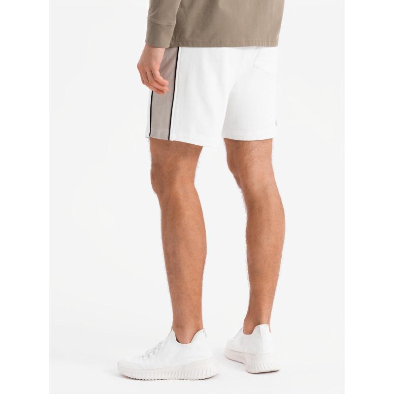 Férfi rövid pulóver nadrág széles csíkokkal - tört fehér V1 OM-SRSK-0182