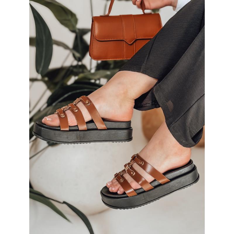 Dámske šľapky na platforme PLATOFI kamelové