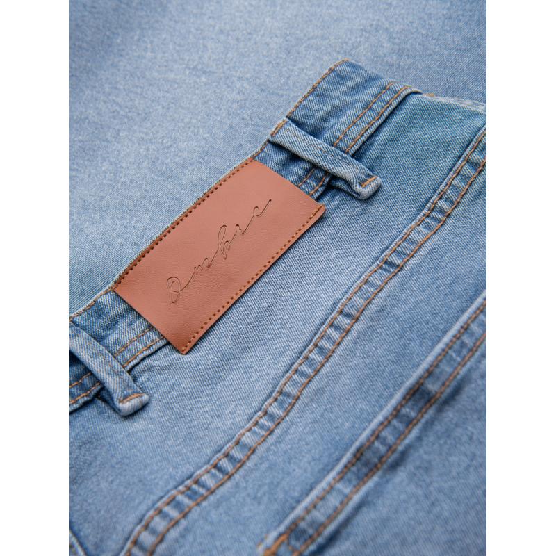 Férfi klasszikus szabású farmerrövidnadrág - világoskék V2 OM-SRDS-0171