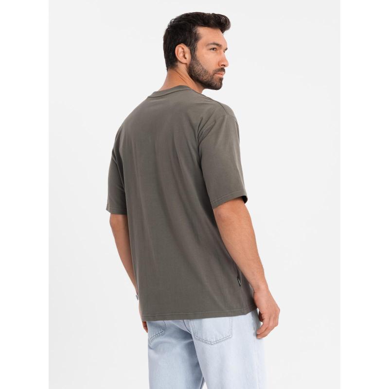 Pánske bavlnené tričko LOOSE FIT s okrúhlym výstrihom - tmavo olivové V7 OM-TSBC-0234