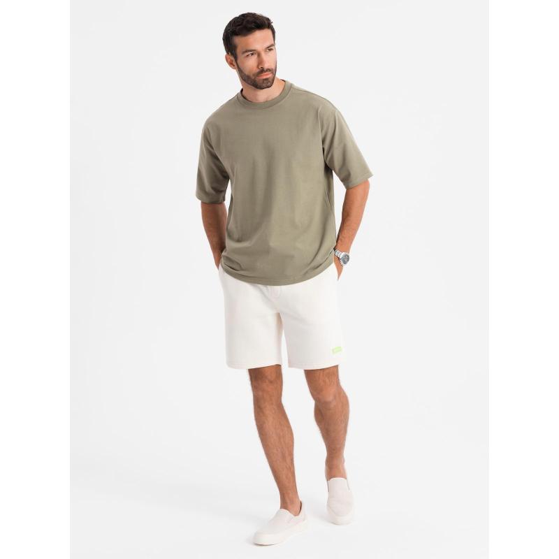 Pánske voľné bavlnené tričko s okrúhlym výstrihom – khaki V8 OM-TSBC-0234