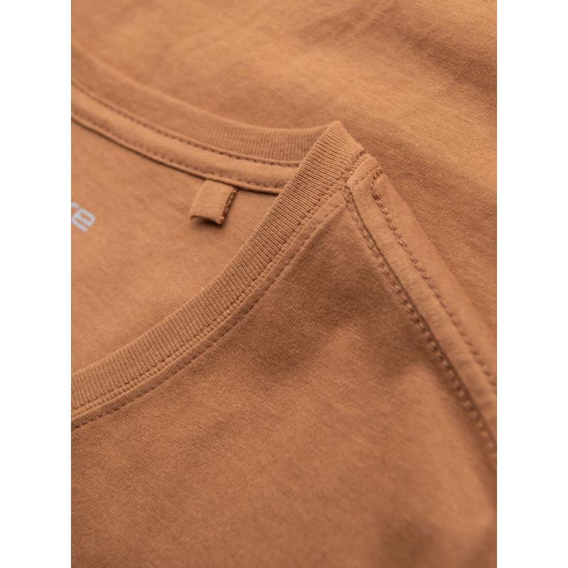 Pánské klasické bavlněné tričko BASIC s výstřihem do V – hnědé V9 OM-TSBS-0237