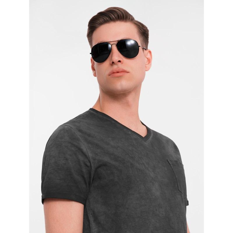 Pánské bavlněné tričko s výstřihem do V a efektem praní - černé V6 OM-TSWT-0242