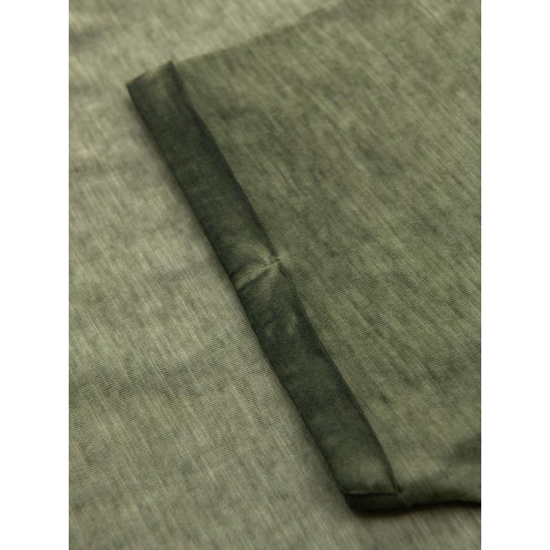 Pánské bavlněné tričko s výstřihem do V a efektem praní – olivové V9 OM-TSWT-0242