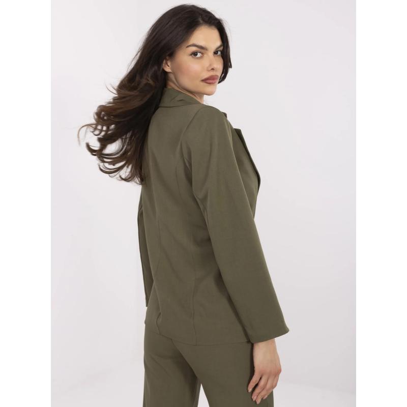 Khaki kabát vállpárnákkal